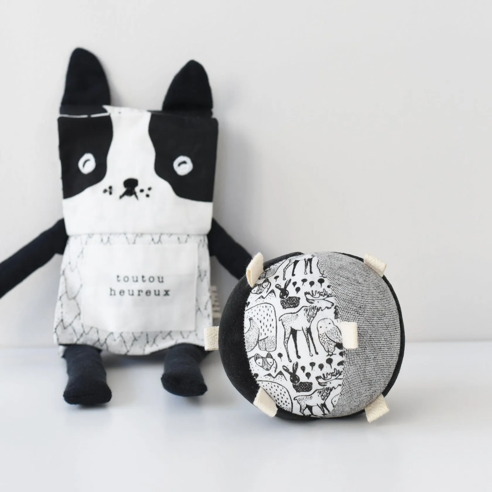 Taggy Ball with Rattle - Nordic by Wee Gallery